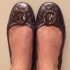 MICHAEL KORS Pewter Metallic Flats